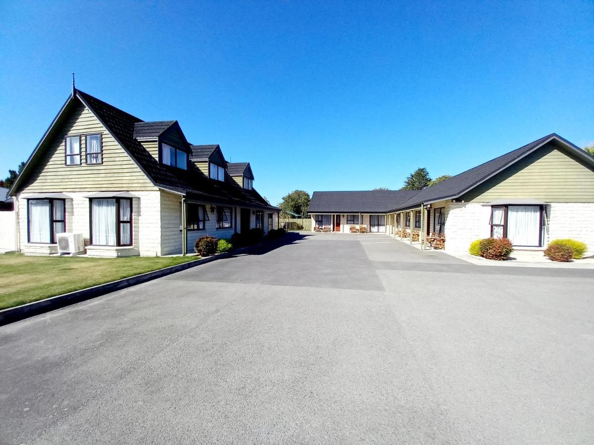 Academy Lodge Motel Ashburton Esterno foto