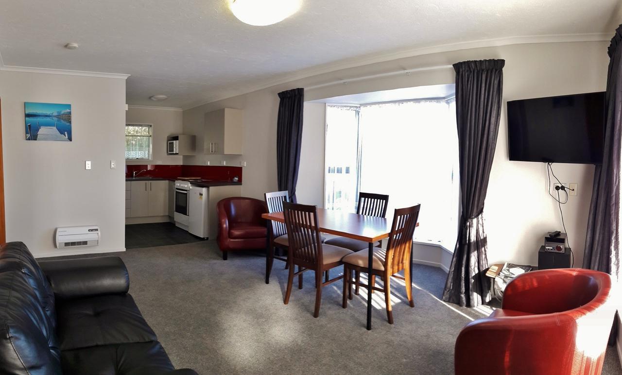 Academy Lodge Motel Ashburton Esterno foto