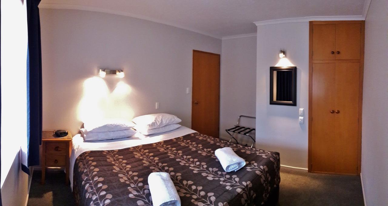 Academy Lodge Motel Ashburton Esterno foto