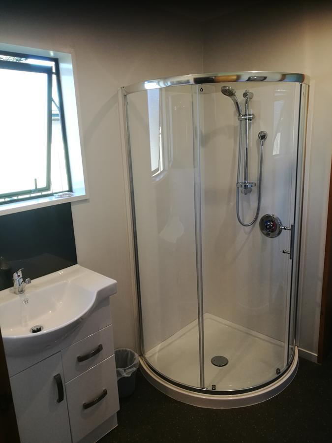 Academy Lodge Motel Ashburton Esterno foto